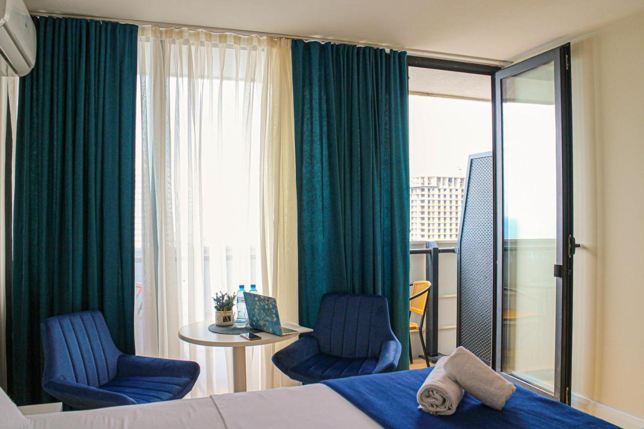 Orbi Batumi City Beach View Hotel Ngoại thất bức ảnh