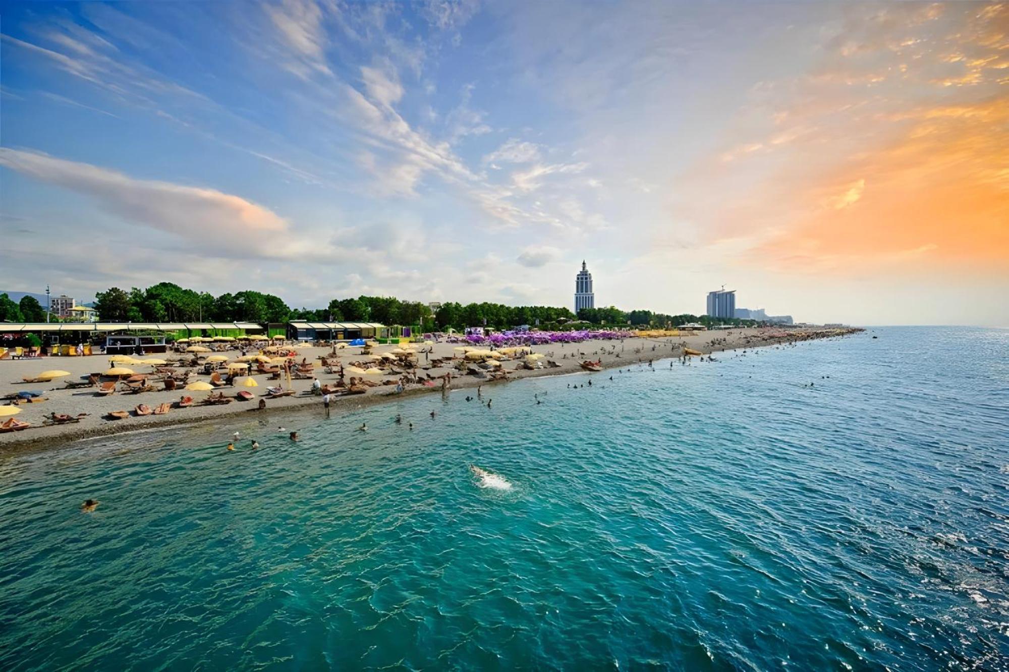 Orbi Batumi City Beach View Hotel Ngoại thất bức ảnh