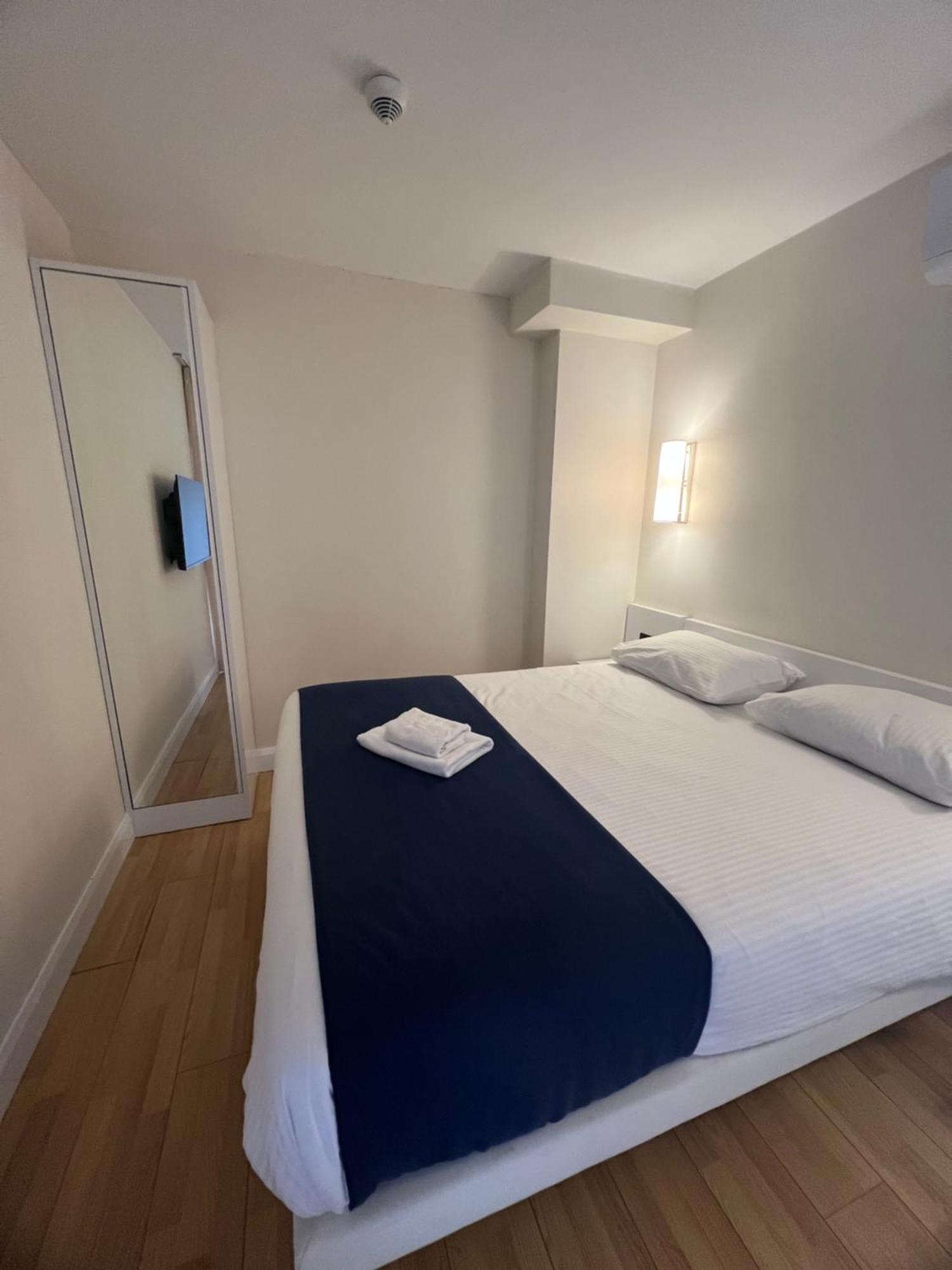 Orbi Batumi City Beach View Hotel Ngoại thất bức ảnh