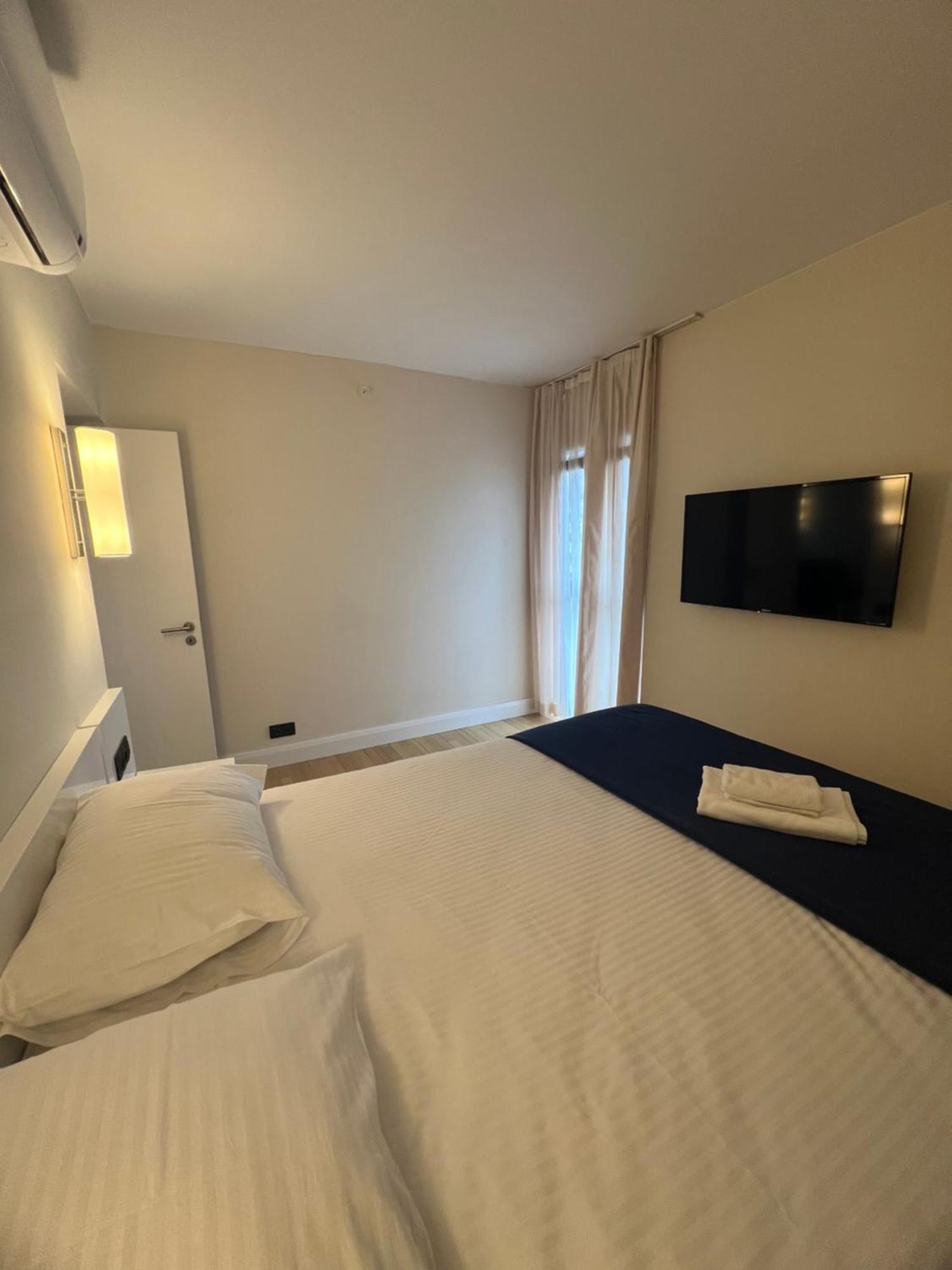 Orbi Batumi City Beach View Hotel Ngoại thất bức ảnh