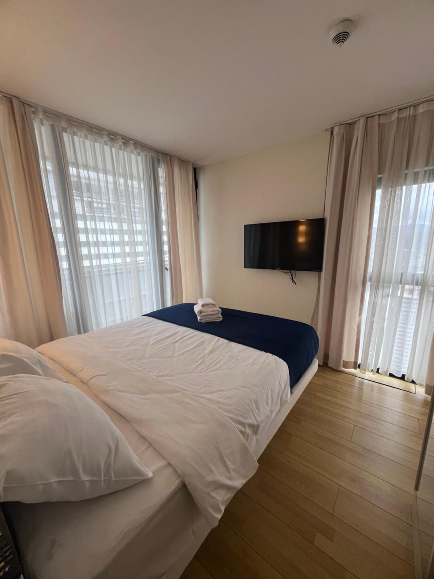 Orbi Batumi City Beach View Hotel Ngoại thất bức ảnh